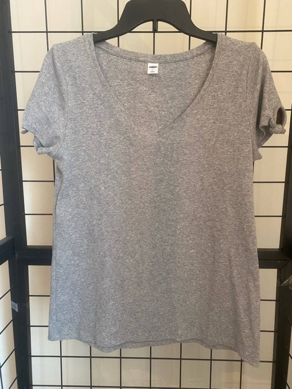 Old Navy Women's Heather Gray V-Neck Short Sleeve Tee